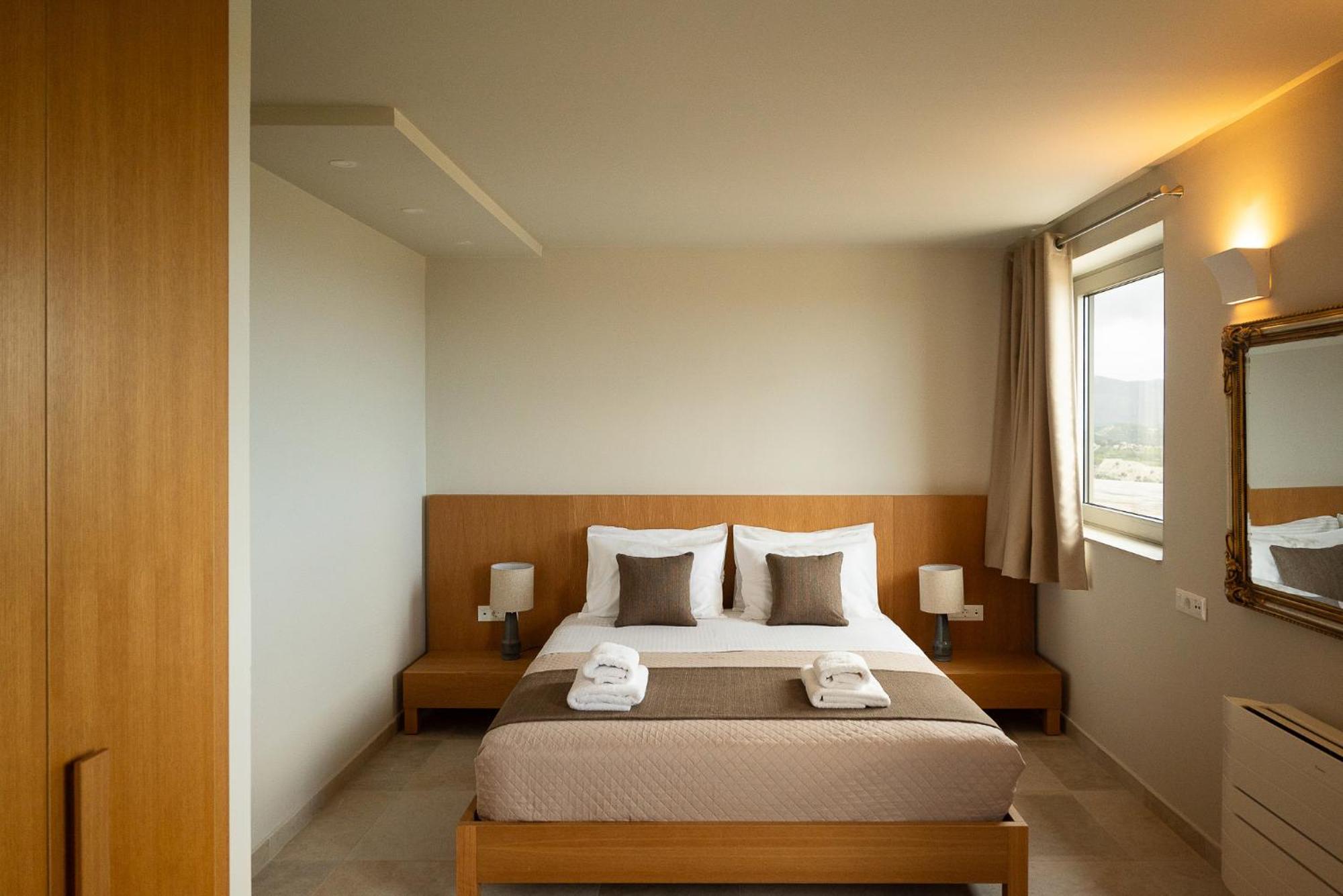 Luxurious Retreat Villa In Heraklion Crete Athanatoi Eksteriør bilde